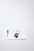 Zapatilla antideslizante en blanco y azul marino