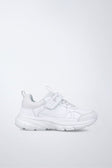 Deportivo flexible en blanco