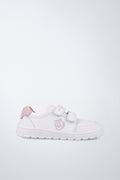 Zapatilla Garvalín barefoot en blanco y rosa con cierre de contacto y suela flexible.