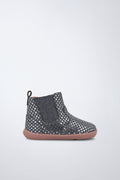 Barefoot Garvalín kids' boot in blue, with flexibility for the foot's natural movement.