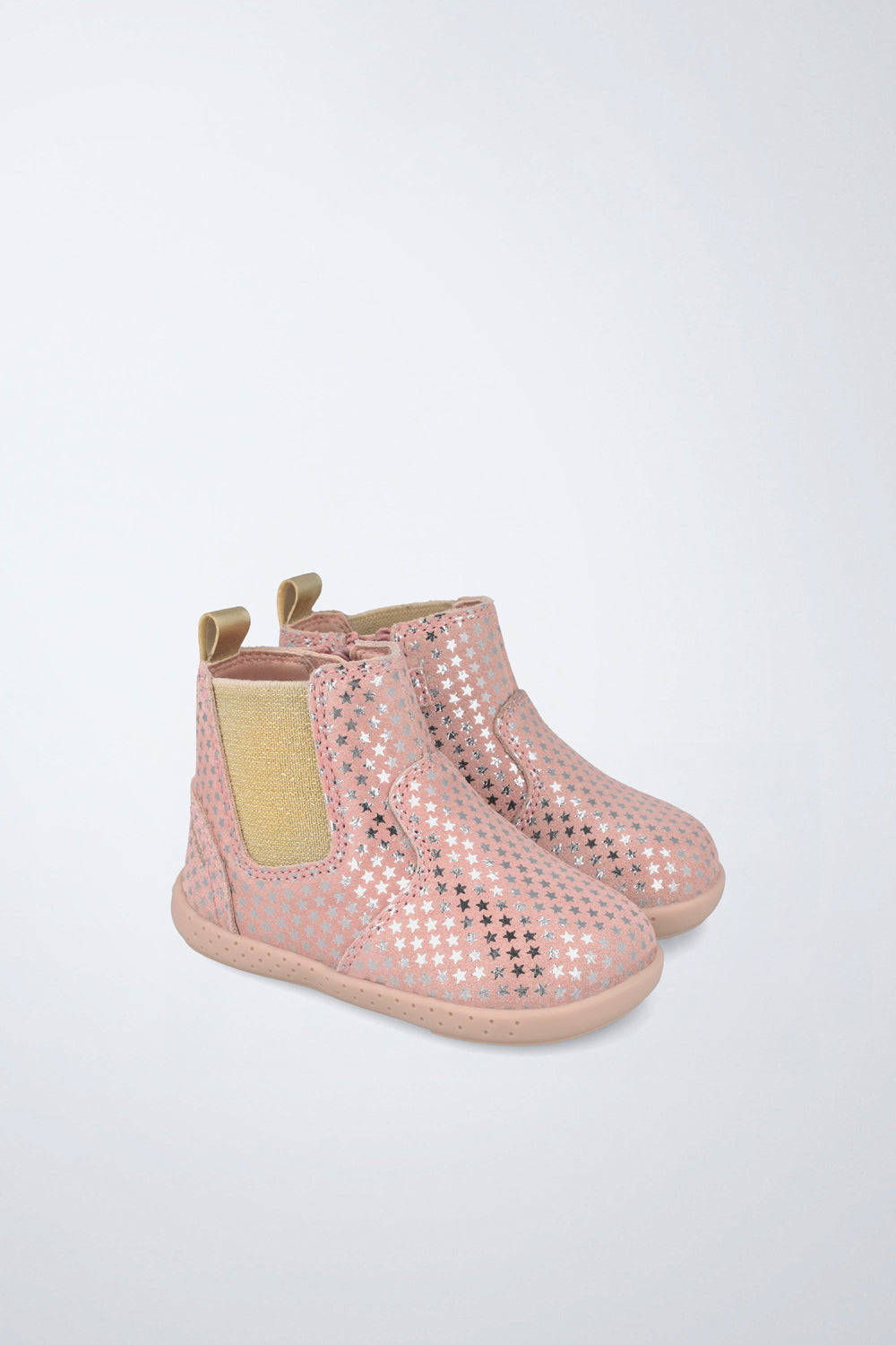Barefoot Garvalín shoe in pale pink with a zip and flexibility for the foot's natural movement.