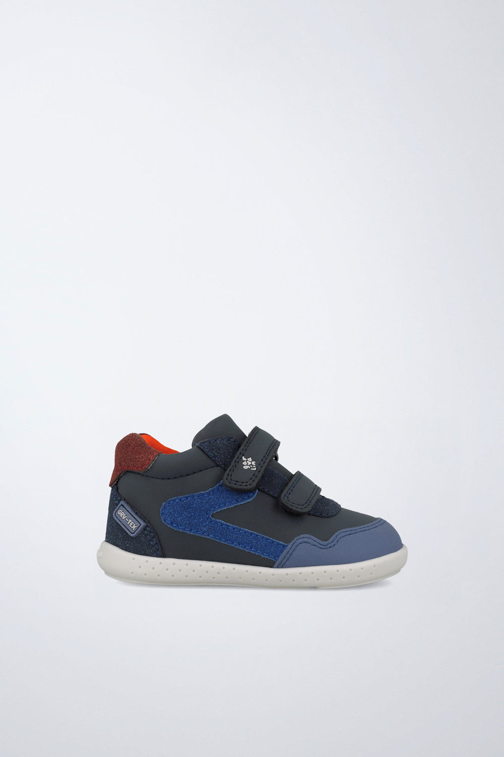 Barefoot Garvalín shoes in navy and blue with an adjustable fastening and healthy foot development.