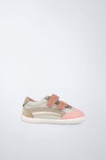 Barefoot Garvalín shoe in grey with an adjustable fastening and healthy foot development.