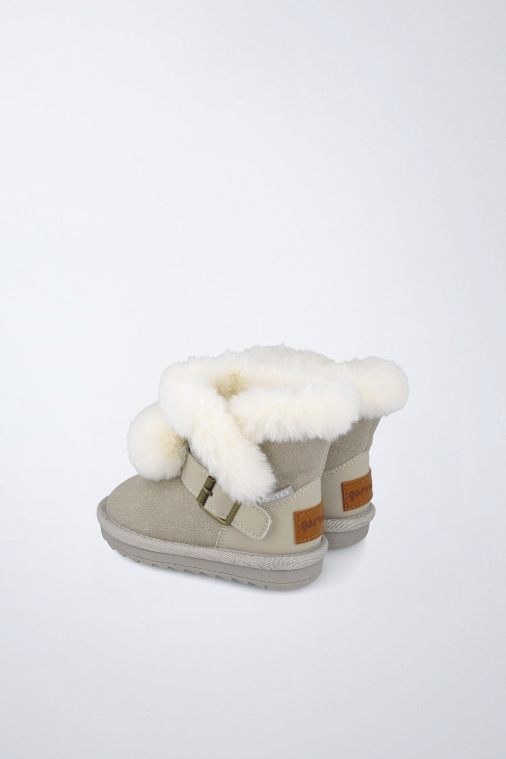 Barefoot Garvalín shoe in blue with a zip and stability.