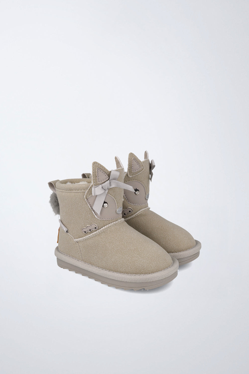 Barefoot Garvalín shoe in blue with a zip and natural foot development.