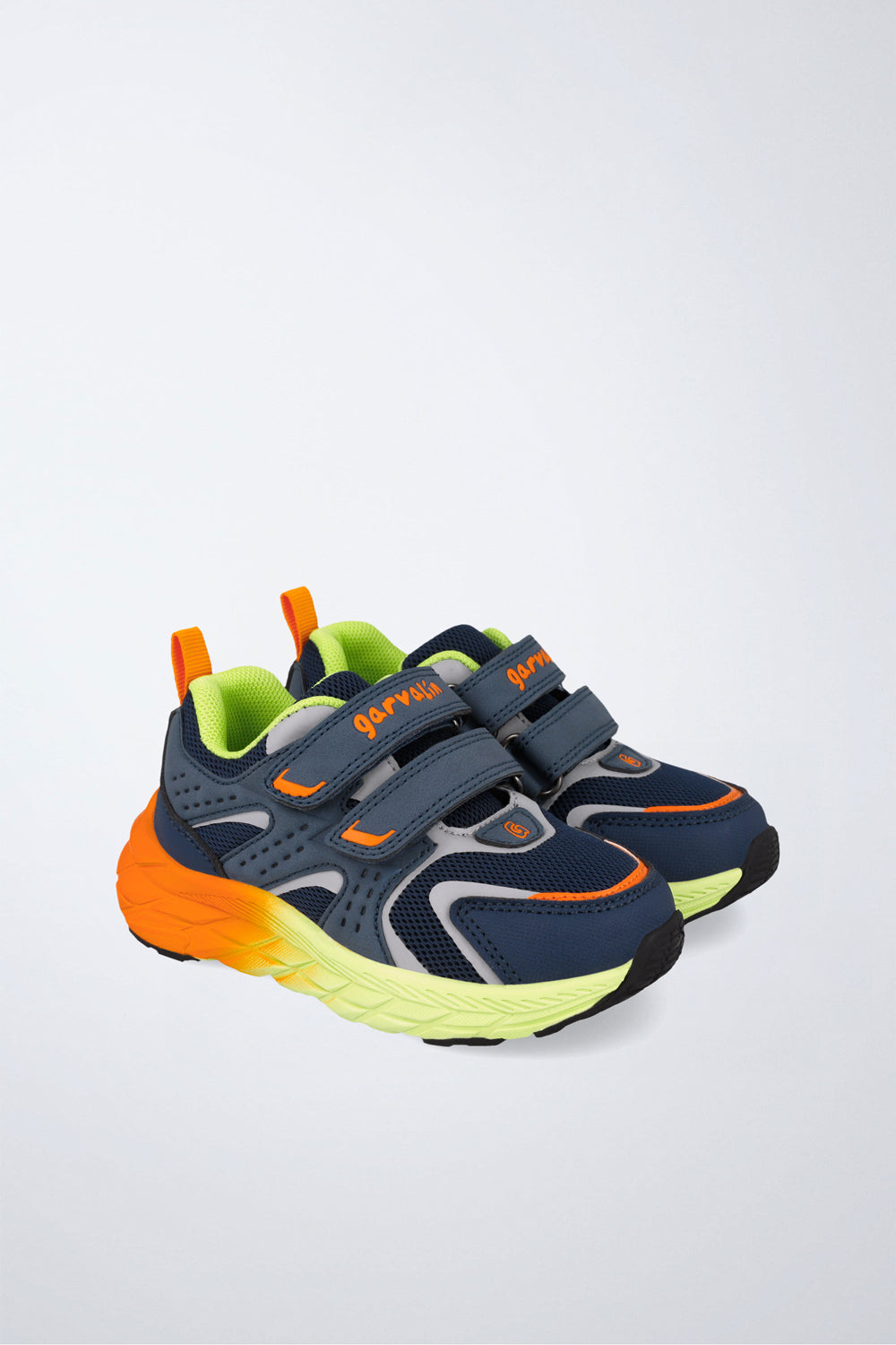 Barefoot Garvalín school shoes in blue with an adjustable fastening and an ergonomic design.