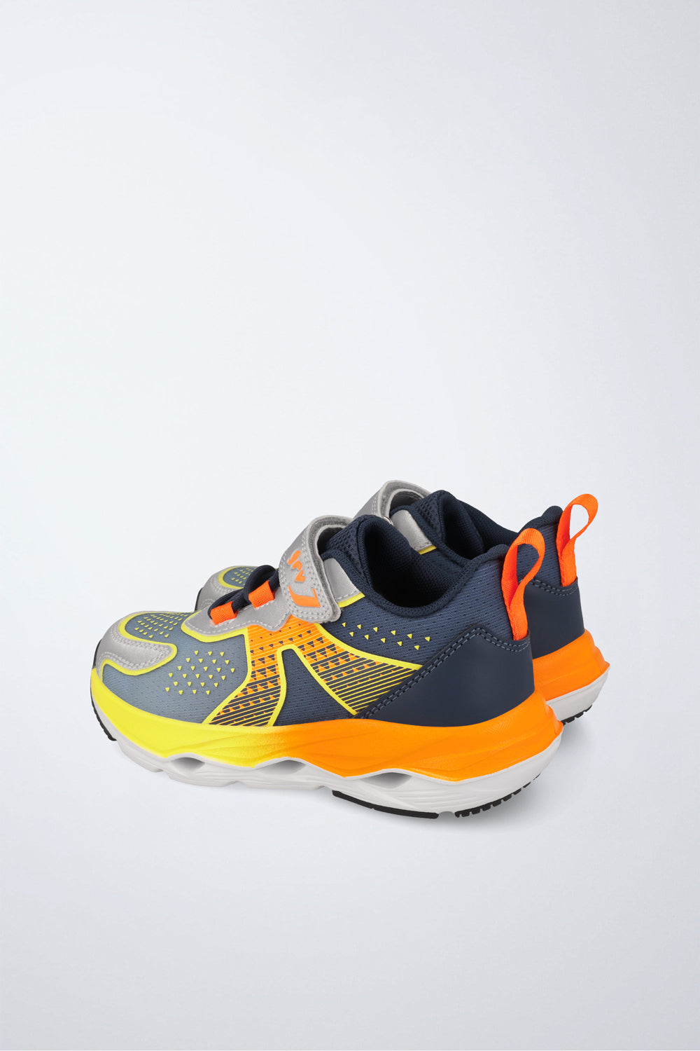 Barefoot Garvalín shoe in blue with laces and an adjustable fastening and stability and flexibility.