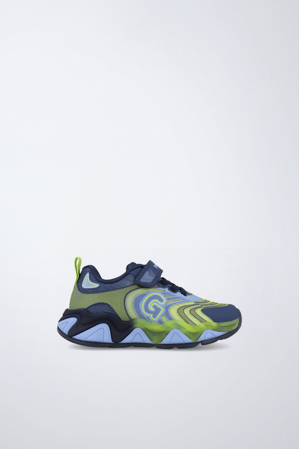 Barefoot Garvalín shoes in blue with laces and an adjustable fastening and stability.