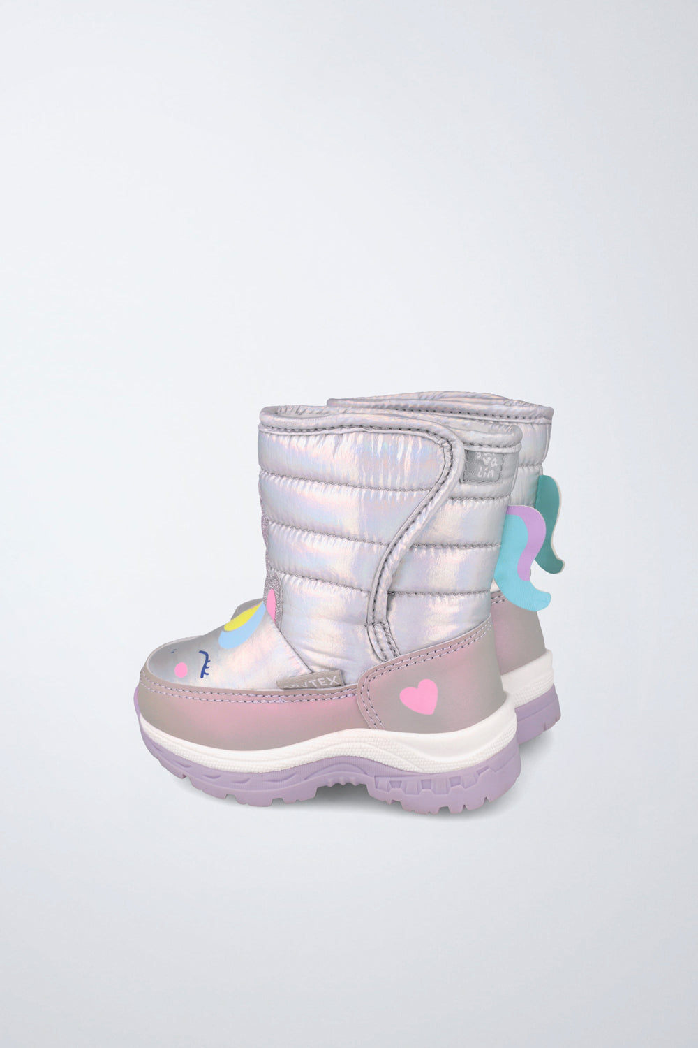 Barefoot Garvalín shoe in lilac with an adjustable fastening and a flexible sole.