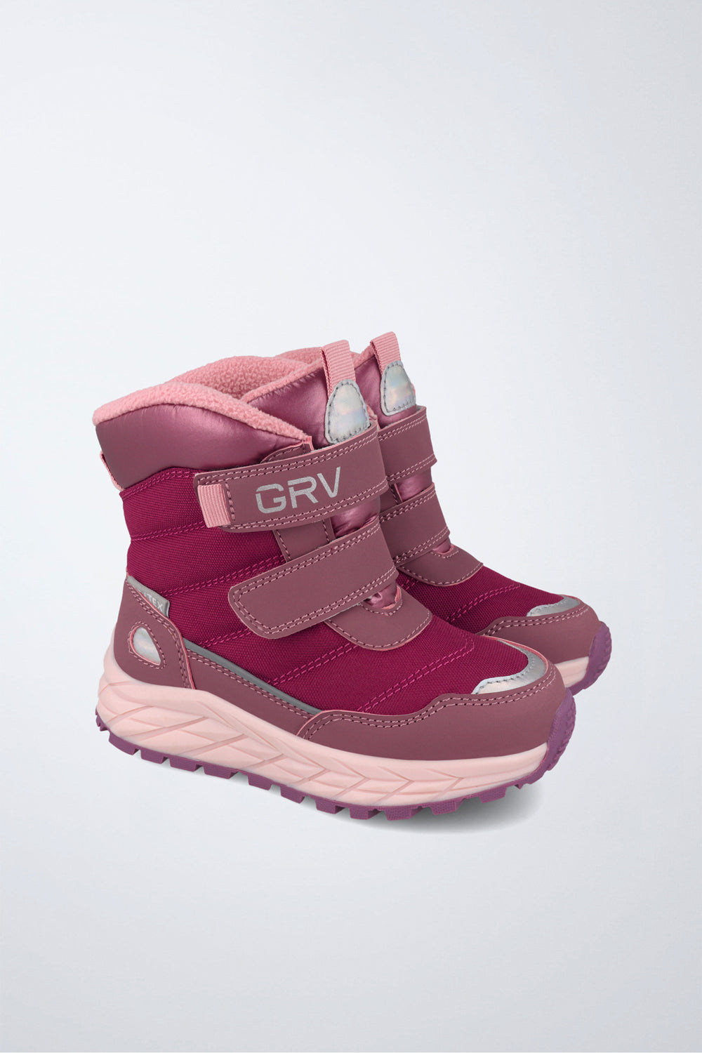 Barefoot Garvalín shoe in pink with an adjustable fastening and an ergonomic design.
