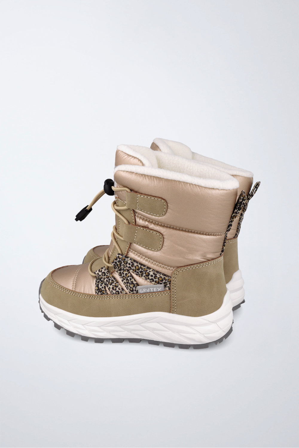 Barefoot Garvalín shoe in grey with laces and flexibility for the foot's natural movement.