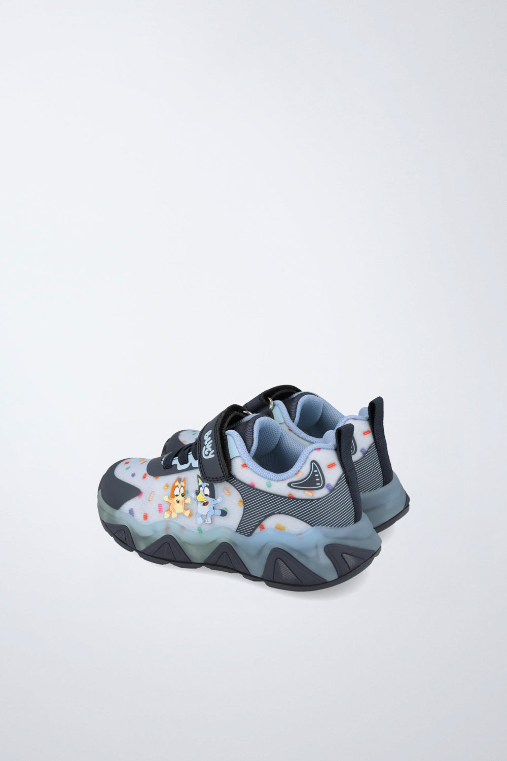 Zapatos infantiles Garvalín respetuoso en azul con cordones y cierre de contacto y puntera reforzada.