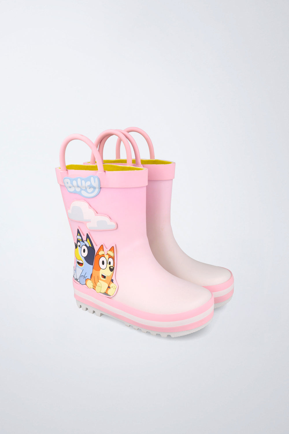 Barefoot Garvalín shoe in pink with an adjustable fastening and stability.