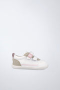Zapatos escolares Garvalín barefoot en blanco y rosa con cierre de contacto y desarrollo natural del pie.