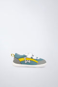 Zapatos infantiles Garvalín barefoot en azul oscuro con cierre de contacto y estabilidad y flexibilidad.