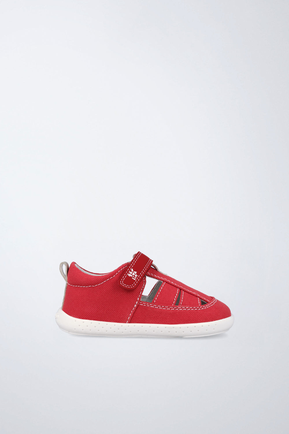 Sandalias Garvalín barefoot en rojo con cierre de contacto y estabilidad y flexibilidad.