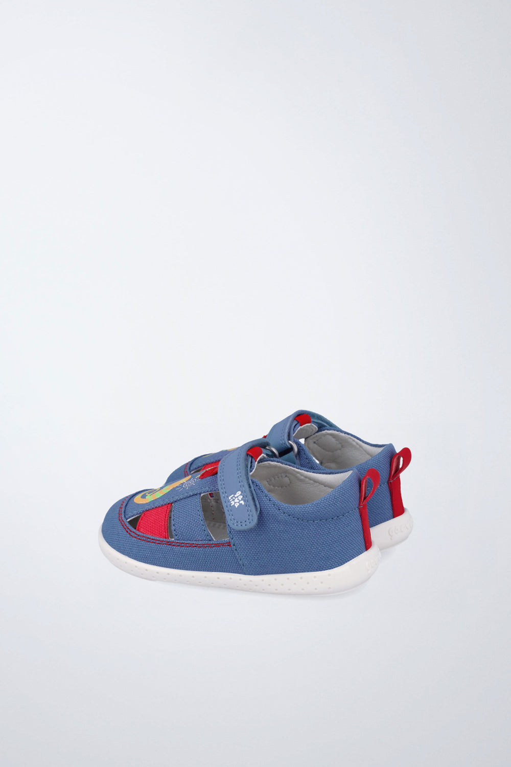 Sandalia infantil Garvalín barefoot en azul oscuro con cierre de contacto y suela flexible.